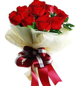 9 adet kırmızı gülden buket tanzimi  Adana çiçek gönderme sitemiz güvenlidir 