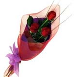 Çiçek satisi buket içende 3 gül çiçegi  Adana online çiçek gönderme sipariş 