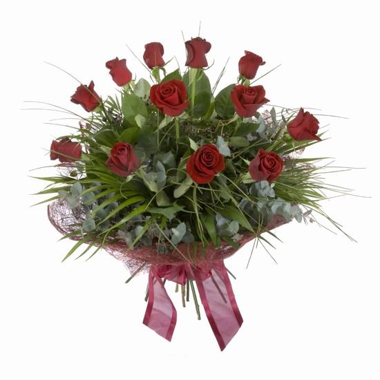 Etkileyici buket 11 adet kirmizi gül buketi  Adana internetten çiçek satışı 