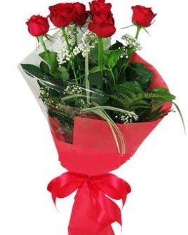 5 adet kırmızı gülden buket  Adana kaliteli taze ve ucuz çiçekler 
