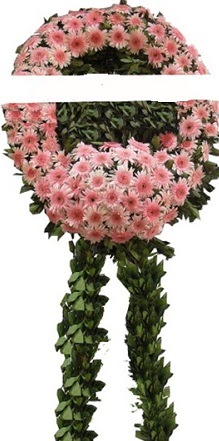 Cenaze çiçekleri modelleri  Adana internetten çiçek siparişi 